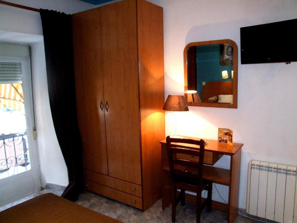 Hostal Santa Marta Аранхуэс Номер фото