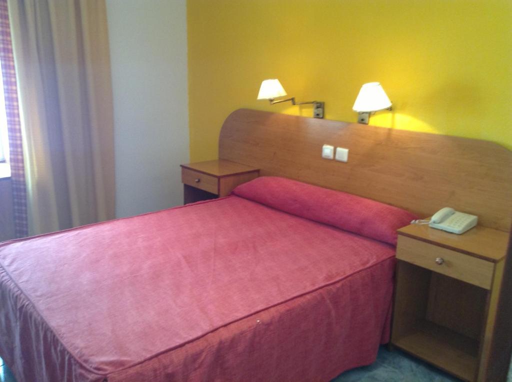 Hostal Santa Marta Аранхуэс Номер фото