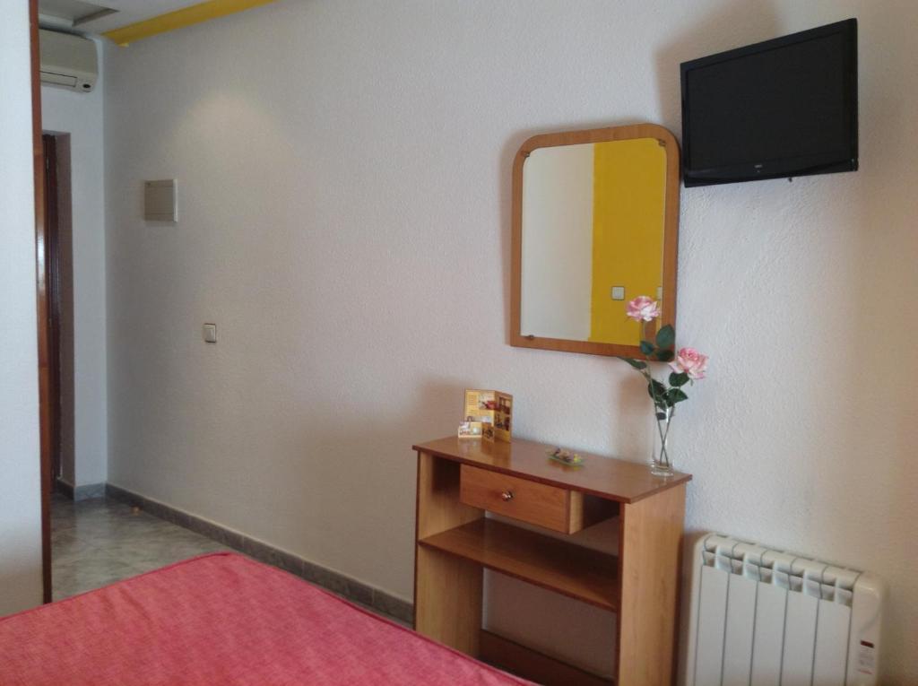 Hostal Santa Marta Аранхуэс Номер фото