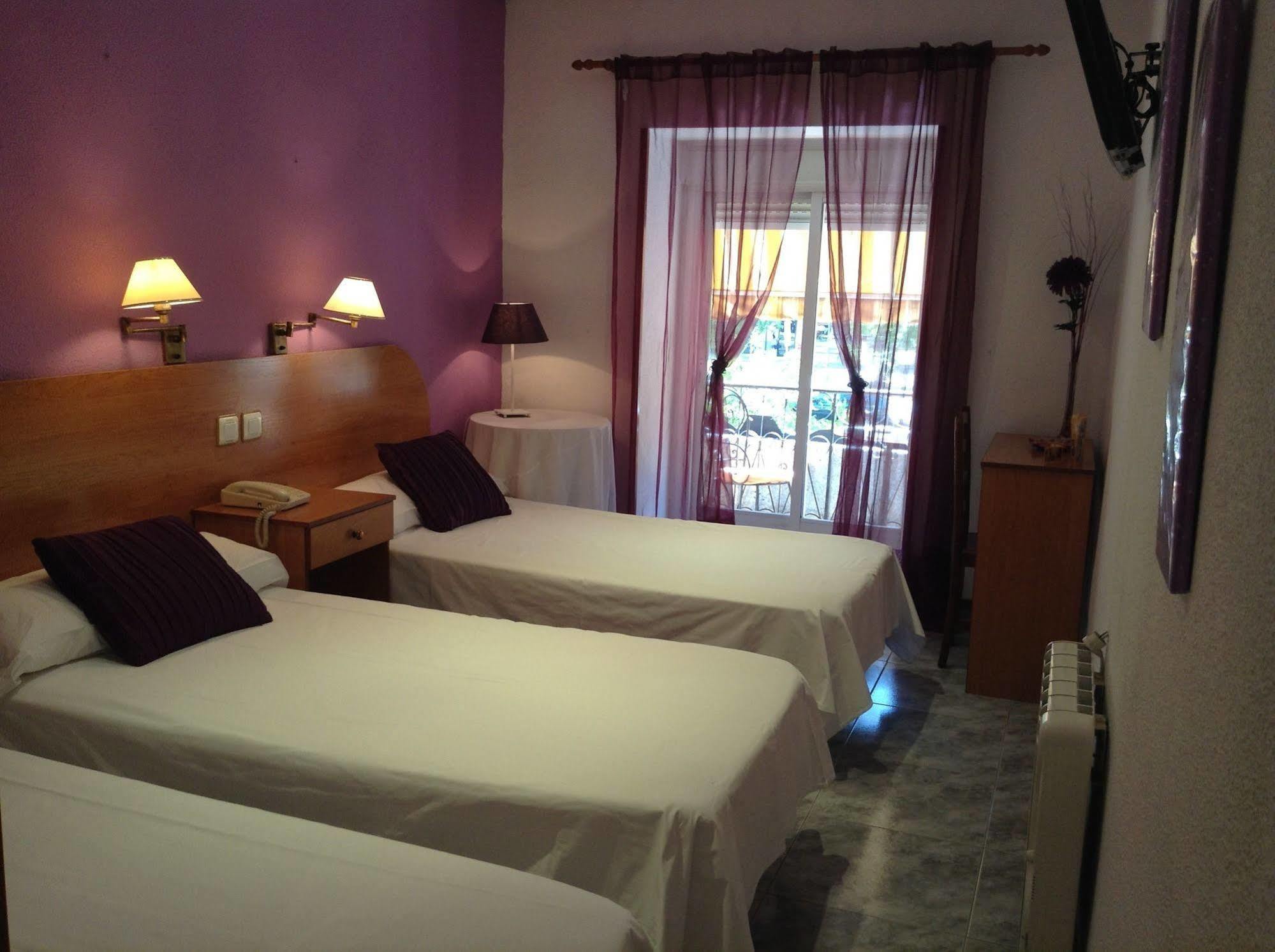 Hostal Santa Marta Аранхуэс Экстерьер фото